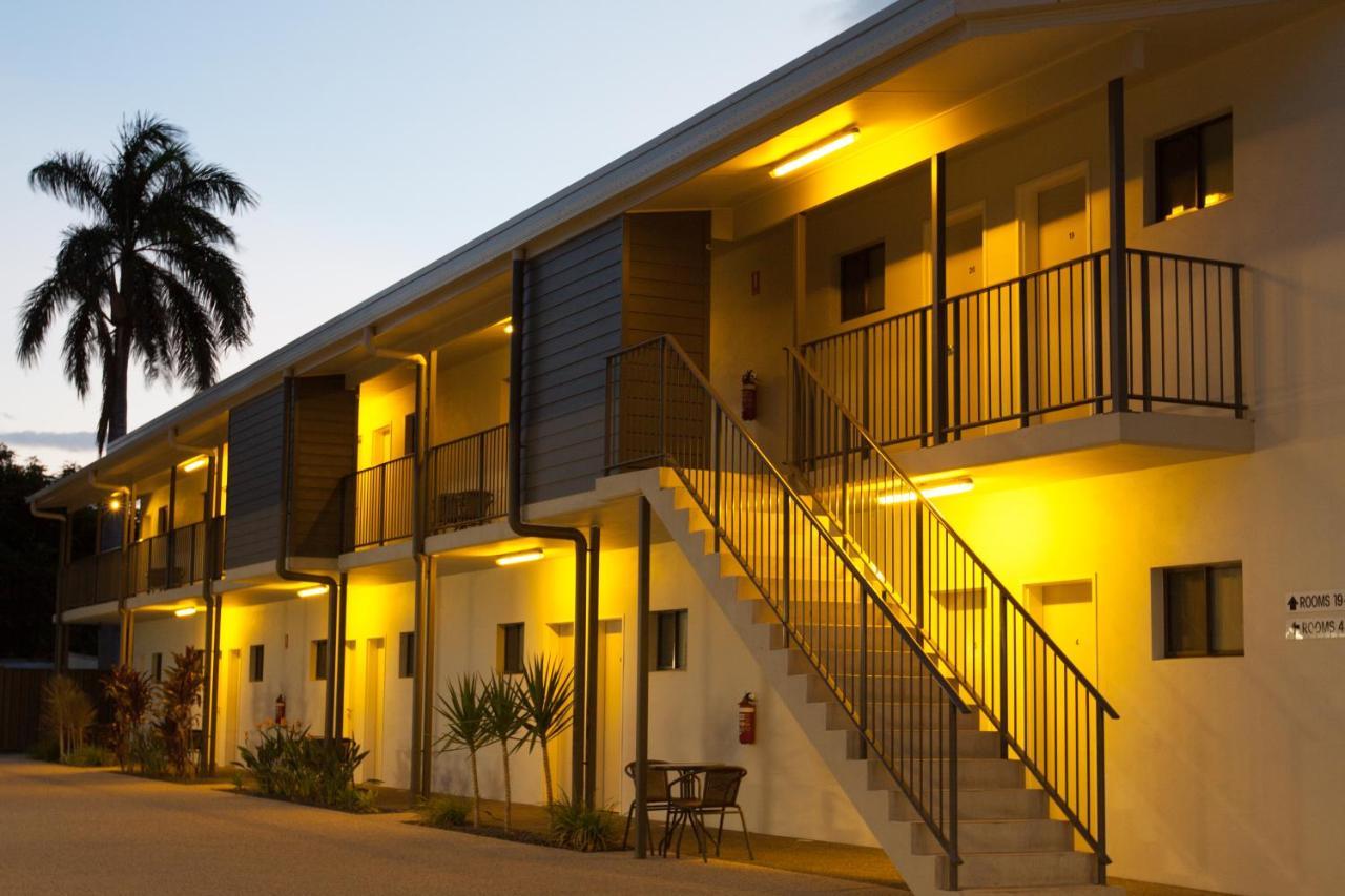 Abode37 Motel Emerald Buitenkant foto